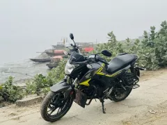 CB Hornet 160R